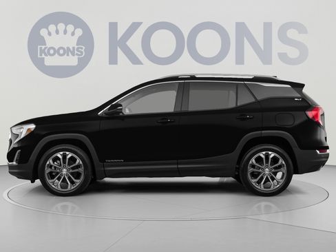 Used 2019 GMC Terrain SLT w/ Infotainment Package II AWD/4WD image 2
