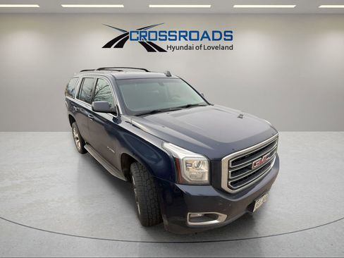 Used 2018 GMC Yukon SLE image 3