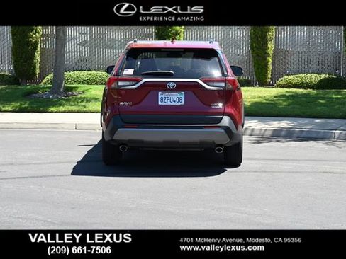 Used 2021 Toyota RAV4 Limited AWD/4WD image 5