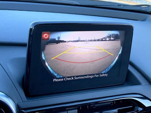 Used 2019 MAZDA MX-5 Miata RF Grand Touring image 24