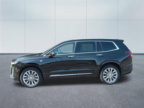 Certified 2023 Cadillac XT6 Premium Luxury w/ Technology Package AWD/4WD image 2