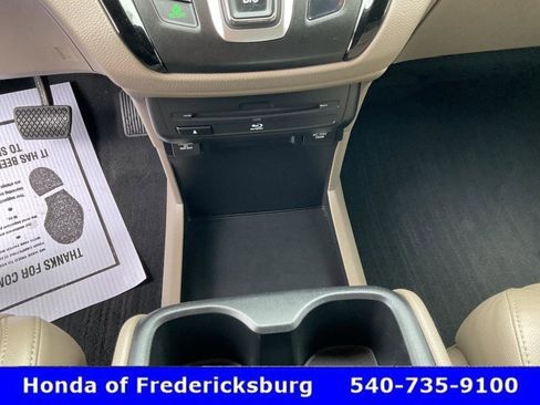 Used 2019 Honda Odyssey Elite image 43