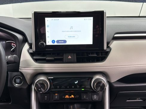 Used 2025 Toyota RAV4 XLE w/ Convenience Package image 10