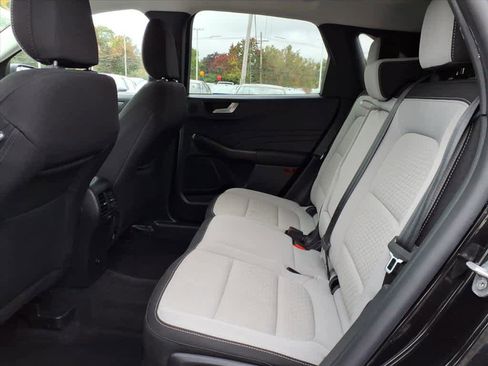 Used 2025 Ford Escape Active w/ Active Premium Tech Pack image 13