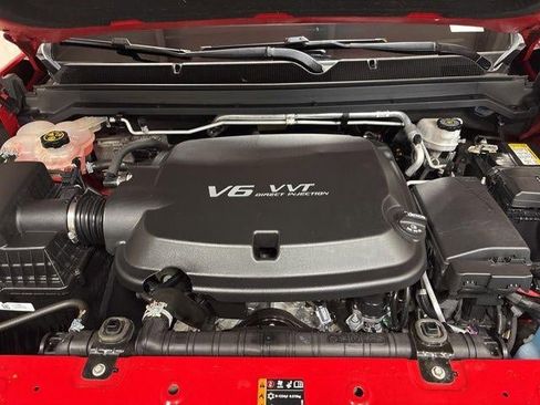 Used 2018 Chevrolet Colorado LT w/ LT Convenience Package image 31