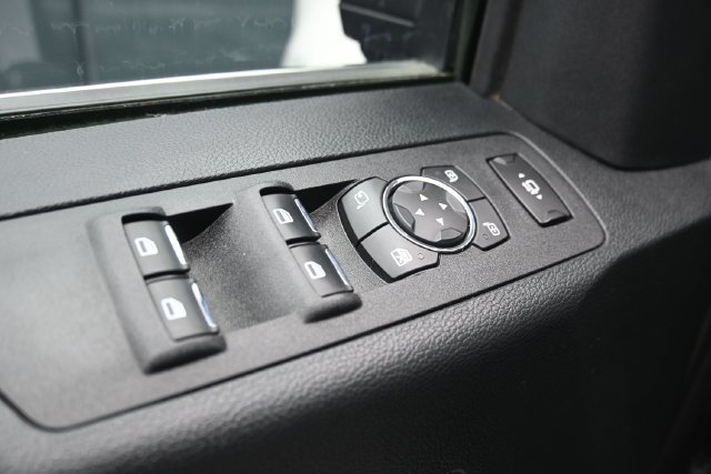 Used 2019 Ford F350 Platinum w/ Platinum Ultimate Package AWD/4WD image 18