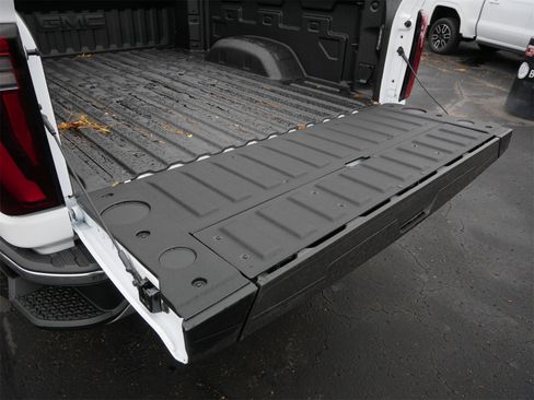 New 2026 GMC Sierra 2500 SLT w/ SLT Premium Package image 7