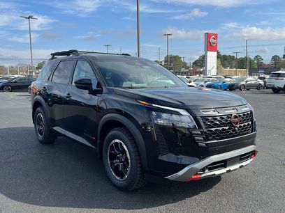 New 2026 Nissan Pathfinder Rock Creek w/ Rock Creek Premium Package