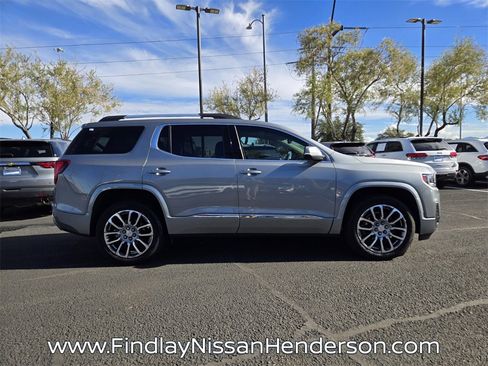 Used 2023 GMC Acadia Denali w/ Denali Ultimate Package image 7