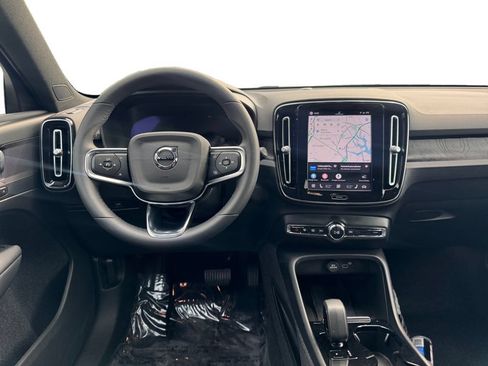 Certified 2023 Volvo XC40 Recharge Plus w/ Protection Package Premier AWD/4WD image 25