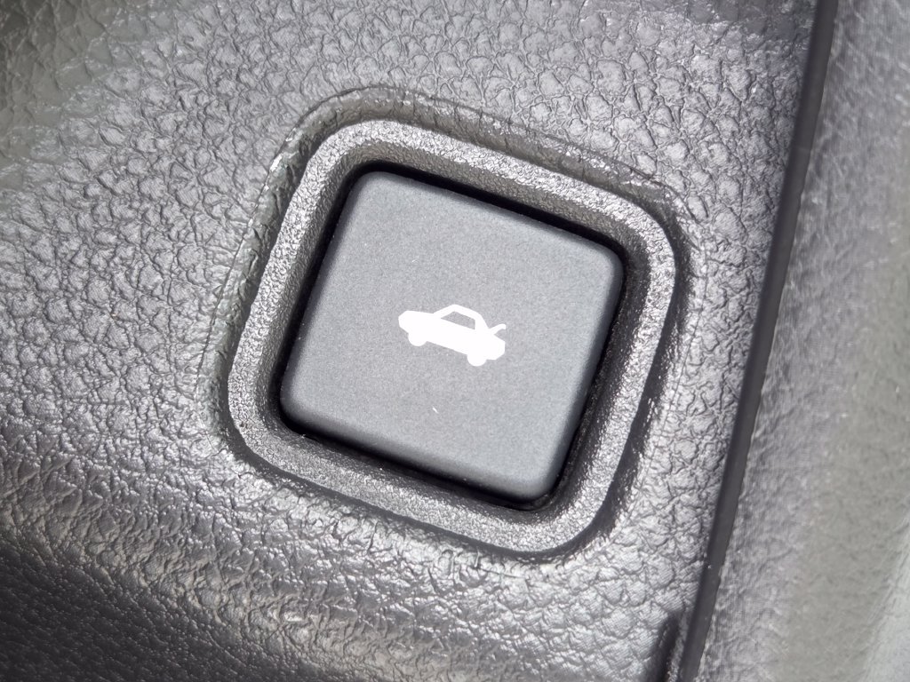 Used 2021 Honda Accord LX image 15
