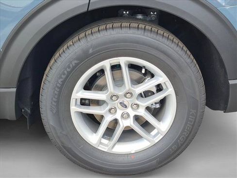 New 2026 Ford Explorer Active w/ Active Comfort Package RWD image 9