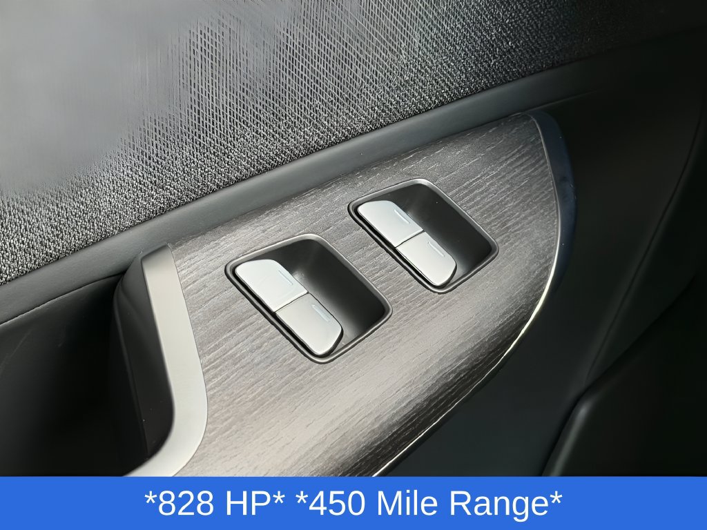 Used 2026 Lucid Gravity Grand Touring AWD/4WD image 46