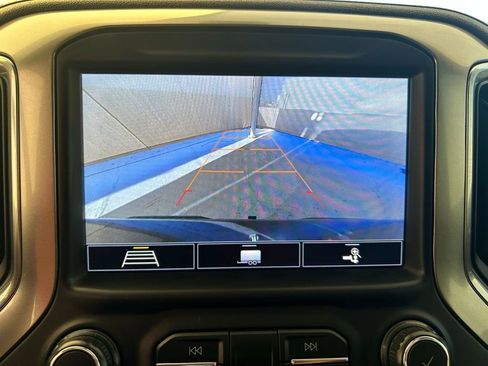 Used 2020 Chevrolet Silverado 1500 LT Trail Boss image 33