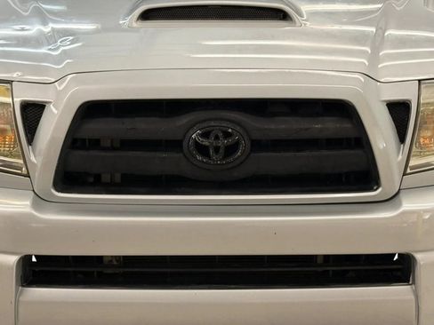 Used 2008 Toyota Tacoma Pickup 4D 6 ft image 5