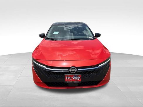 New 2026 Nissan Sentra SR w/ SR Premium Package FWD image 2