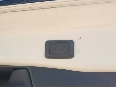 Used 2020 Toyota RAV4 XSE image 43