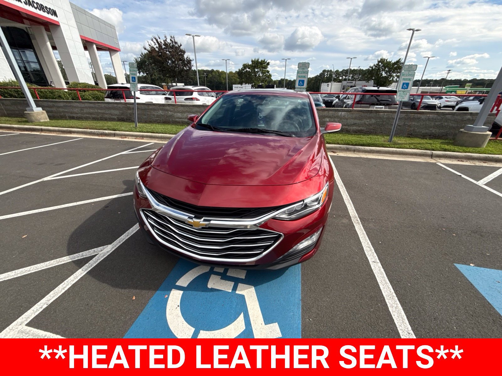 Used 2023 Chevrolet Malibu LT w/ Driver Confidence Package FWD image 3