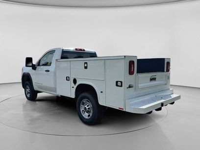 New 2025 GMC Sierra 2500 Pro w/ Convenience Package