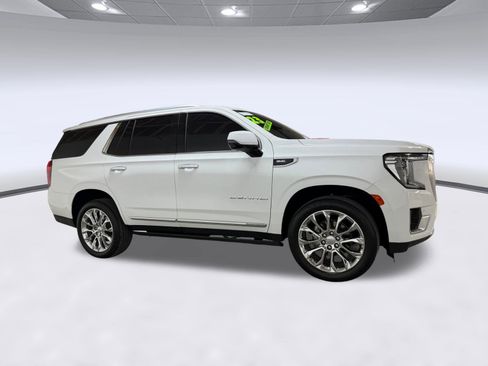 Used 2023 GMC Yukon Denali w/ LPO, Floor Liner Package AWD/4WD image 7