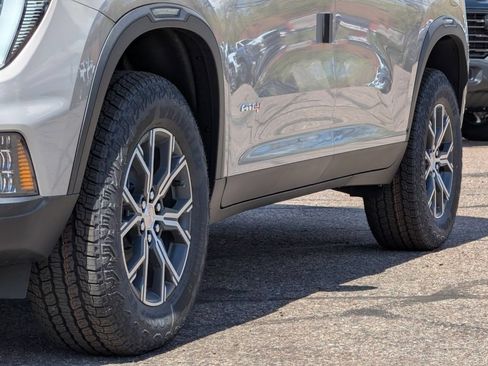 New 2026 GMC Acadia AT4 w/ Luxury Package AWD/4WD image 6