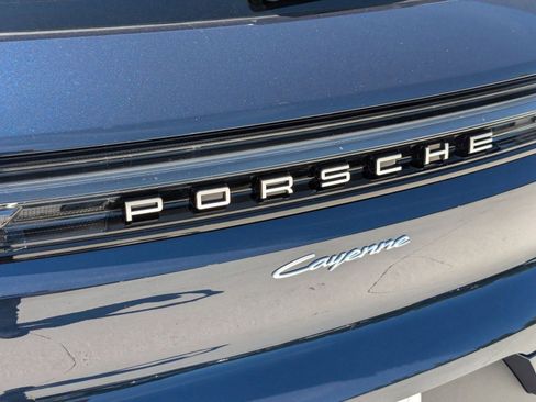 Certified 2025 Porsche Cayenne image 13