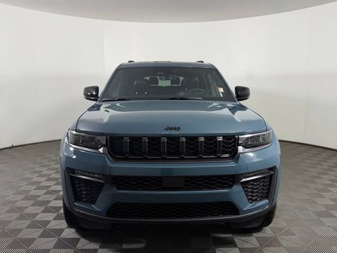 New 2026 Jeep Grand Cherokee L Limited AWD/4WD image 2