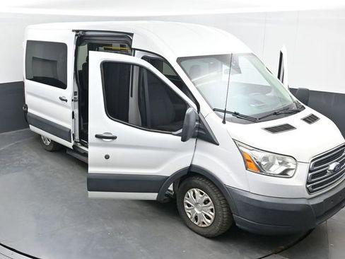 Used 2016 Ford Transit 350 XLT image 44