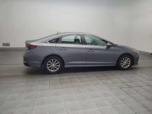 Used 2019 Hyundai Sonata SE w/ Winter Weather Package FWD image 10