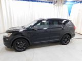 Used 2018 Ford Explorer XLT w/ Equipment Group 202A image 2