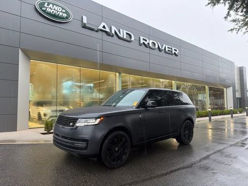 Used 2025 Land Rover Range Rover SE AWD/4WD image 7