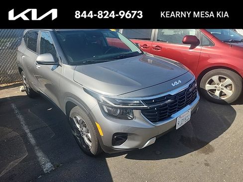 Certified 2024 Kia Seltos S FWD image 1
