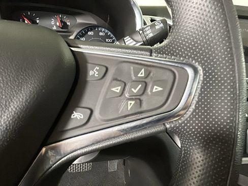 Used 2020 Chevrolet Equinox LS w/ LS Convenience Package FWD image 20