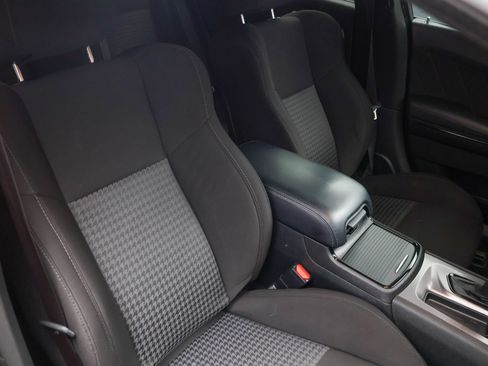 Used 2023 Dodge Charger R/T w/ Blacktop Package RWD image 31