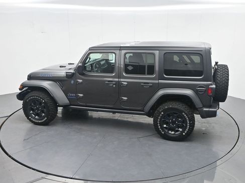Used 2023 Jeep Wrangler Unlimited w/ Cold Weather Group AWD/4WD image 25