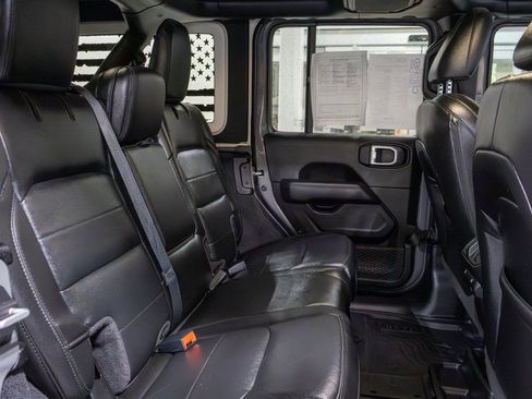 Used 2021 Jeep Wrangler Unlimited Sahara image 13