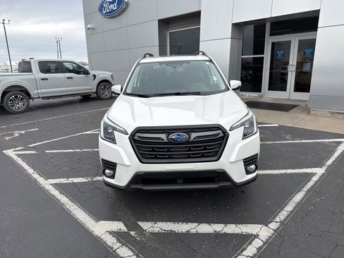 Used 2023 Subaru Forester Limited image 7