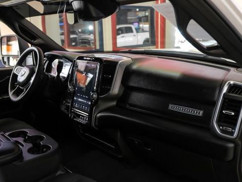 Used 2025 RAM 2500 Big Horn AWD/4WD image 15