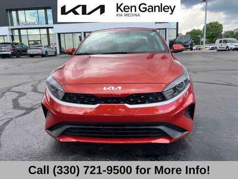Certified 2023 Kia Forte LXS w/ LXS Technology Package FWD image 17