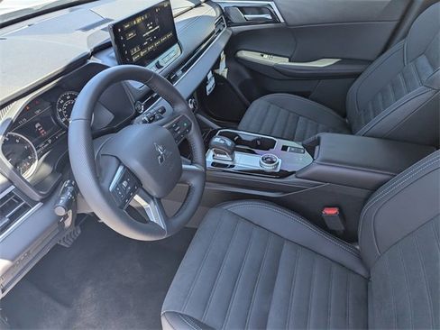 New 2025 Mitsubishi Outlander Trail Edition image 10