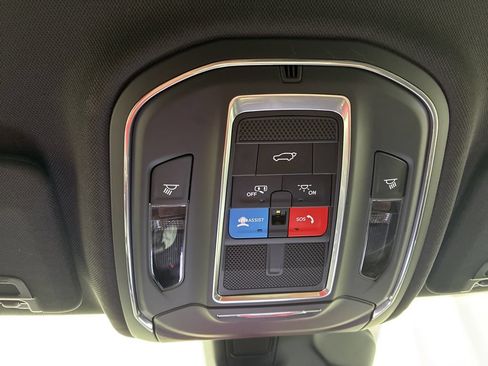 Used 2024 Jeep Grand Cherokee Limited AWD/4WD image 22