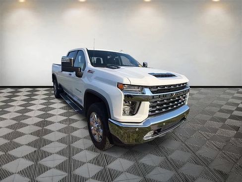 Used 2022 Chevrolet Silverado 3500 LTZ w/ LTZ Plus Package AWD/4WD image 3