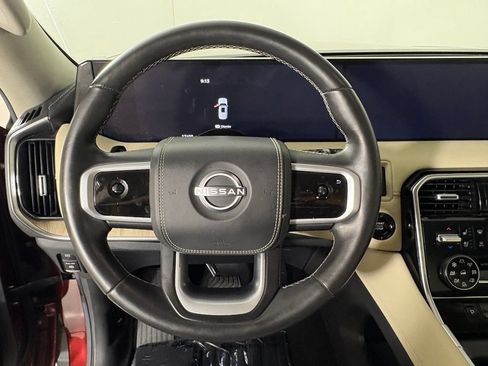 Used 2025 Nissan Armada Platinum Reserve AWD/4WD image 24