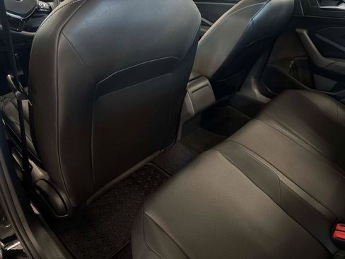 Used 2020 Volkswagen Jetta SE image 14