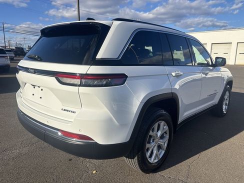 Used 2023 Jeep Grand Cherokee Limited image 5