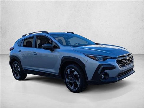 Used 2025 Subaru Crosstrek 2.5i Limited image 3