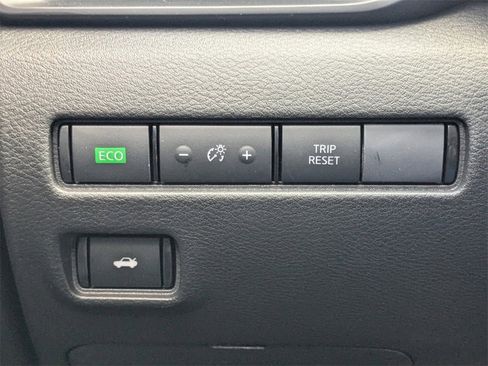 New 2025 Nissan Sentra S image 21