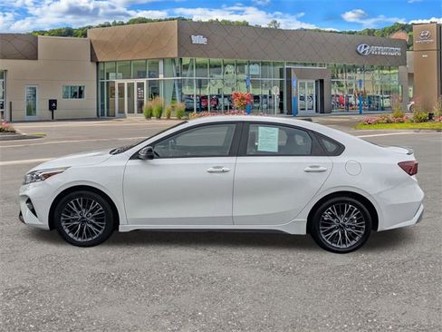 Used 2023 Kia Forte GT-Line image 6