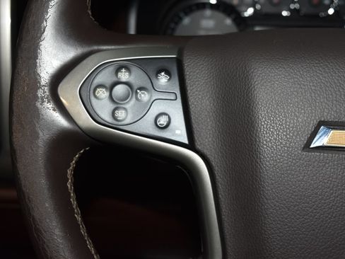 Used 2014 Chevrolet Silverado 1500 High Country w/ High Country Premium Package AWD/4WD image 9