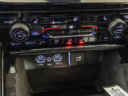 Used 2021 Jeep Grand Cherokee L Limited image 27